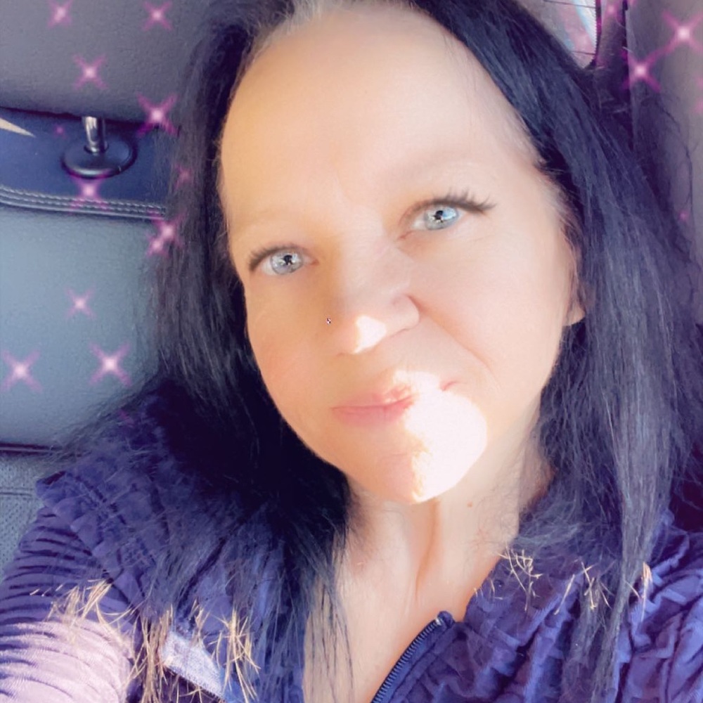 Meet your Posher, Lisa make a offer